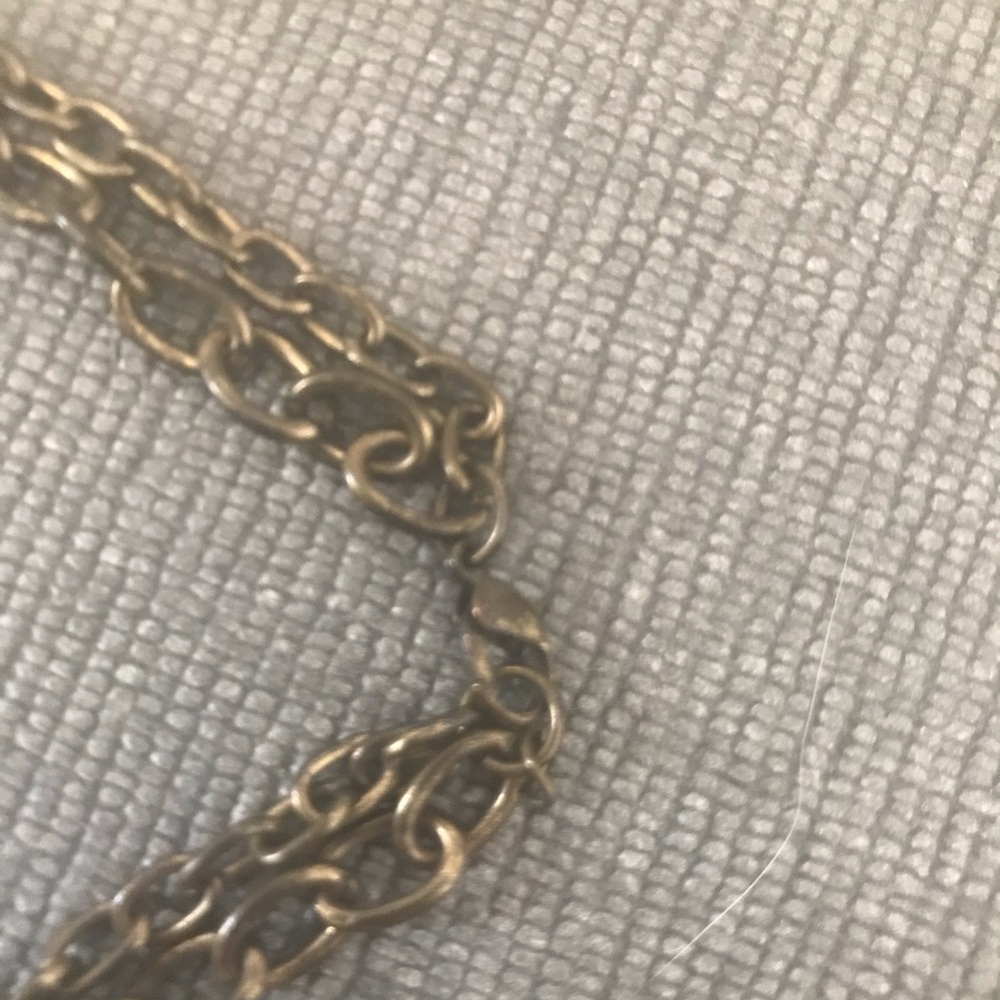 Gold statement necklace - Picture 3 of 4